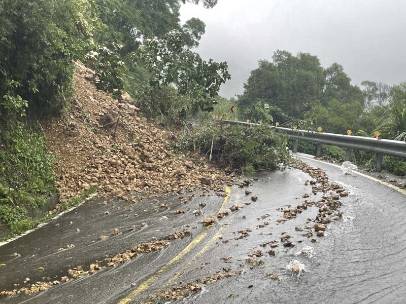 尼莎台风影响台湾多处暴雨 宜兰一度逾200人被困