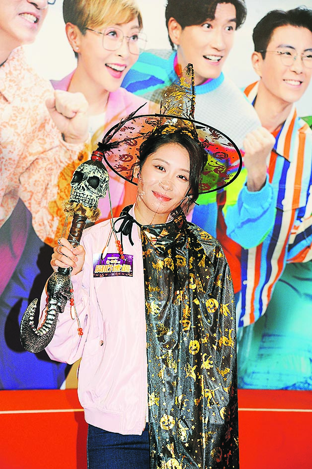 杨幂前夫刘恺威否认恋人妻 刘丹相信儿子不过问