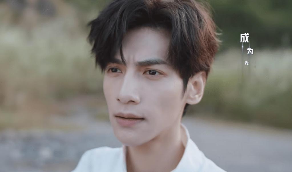 罗云熙救援妆发一尘不染 遭网狠批失真