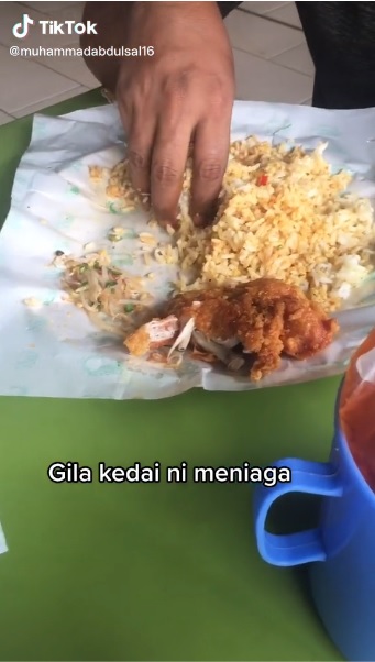 视频 | 马来杂菜饭有鸡有鱼·3人份食物+饮料才RM13!