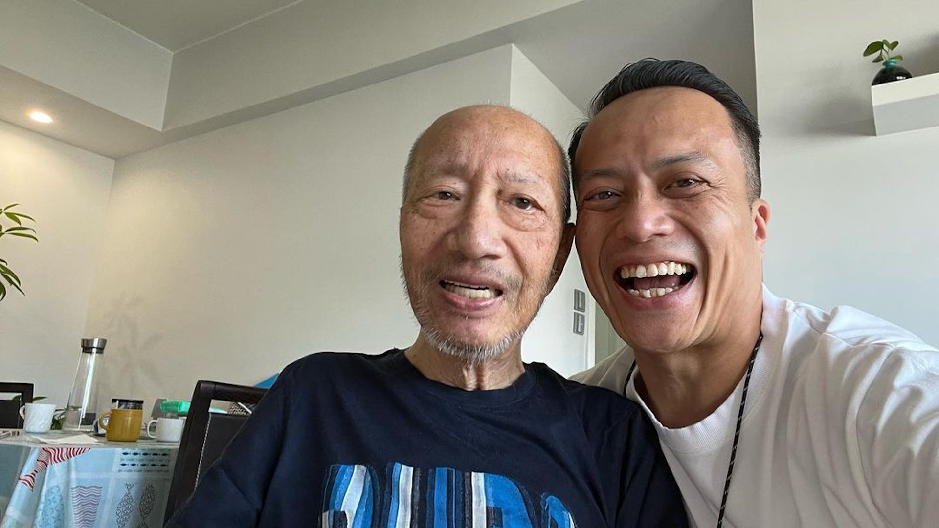 77岁余子明中风积痰严重 儿忧变肺炎急送院