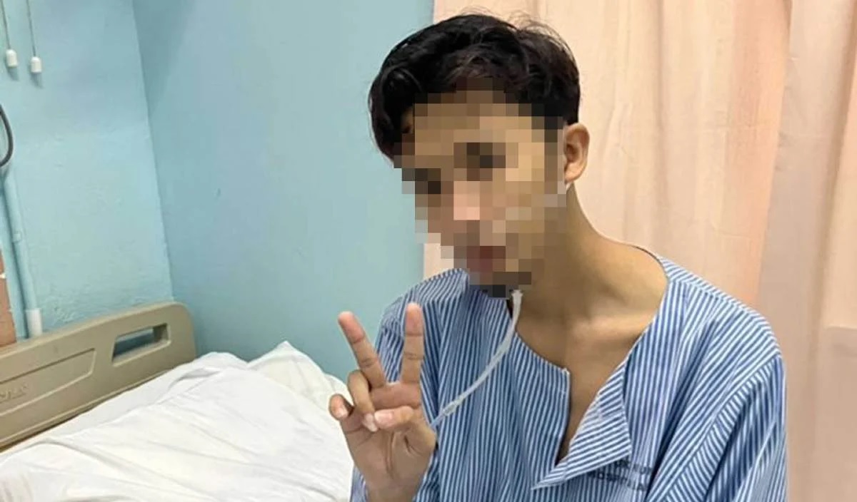 吸电子烟致肺部受损需抽液 青年:苦不堪言!