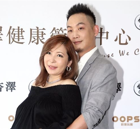才当妈就爆婚变! Makiyo怒控夫6罪状
