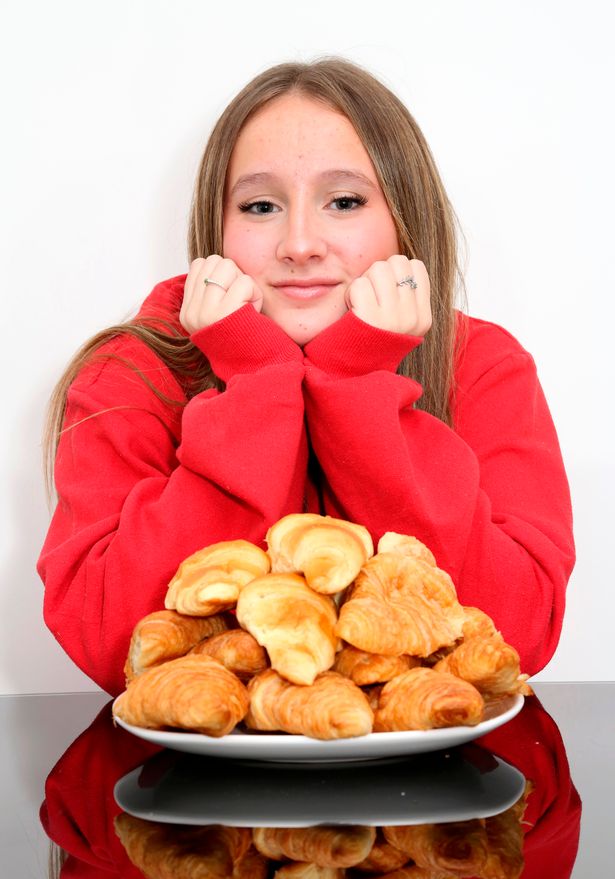 拼盘/10年只吃2种食物!少女“选择性进食障碍” 催眠治疗获改善