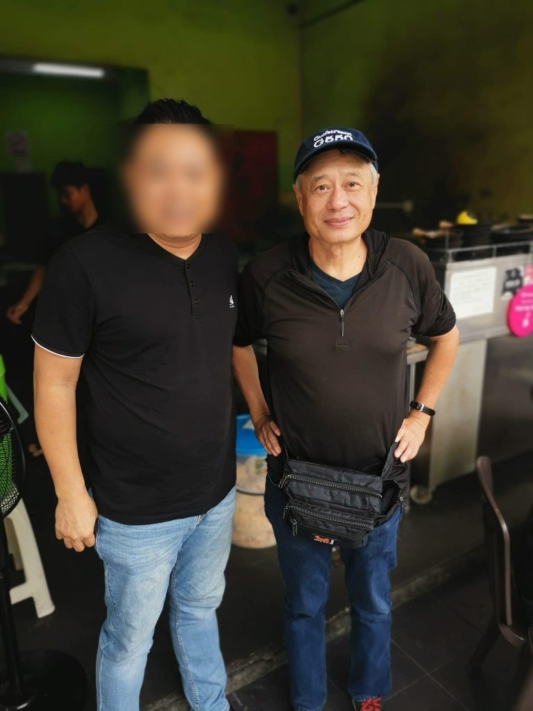 李安悄携团队来马 吃肉骨茶照泄行踪