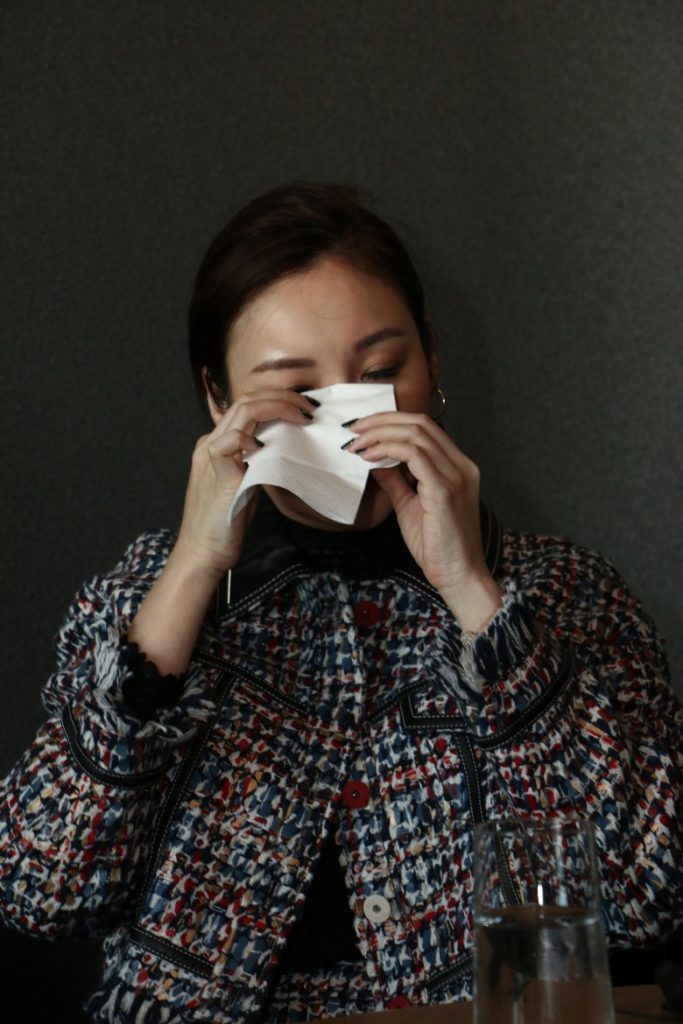 42岁庄锶敏哭揭“被离婚” 叹冻卵太迟考虑领养孩子