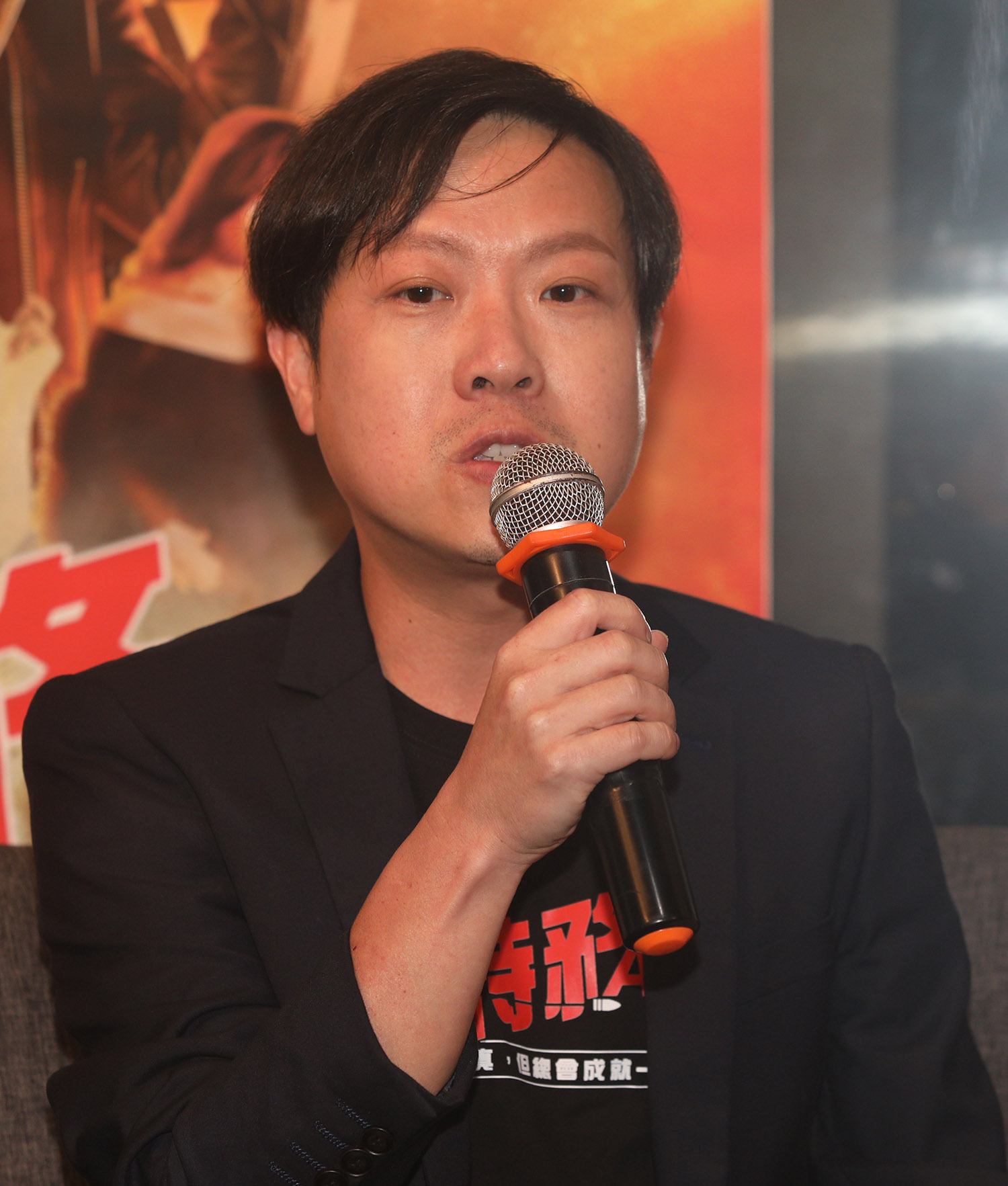《我要做特务》拍峻4年终上映 朱咪咪返港开工3天宣告确诊