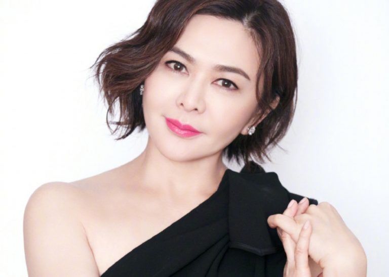 关之琳自曝当过情妇 网惊“好敢说”