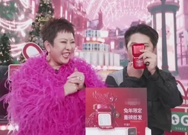 向太直播首秀销售额破亿 叫卖床垫喊“离婚别要回来”