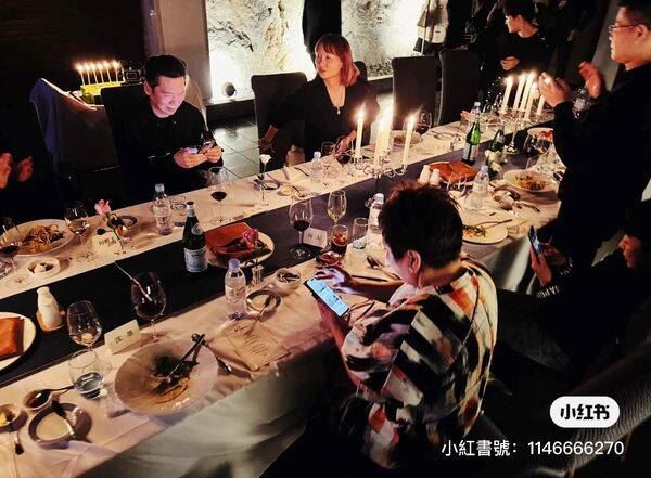 向太直播首秀销售额破亿 叫卖床垫喊“离婚别要回来”