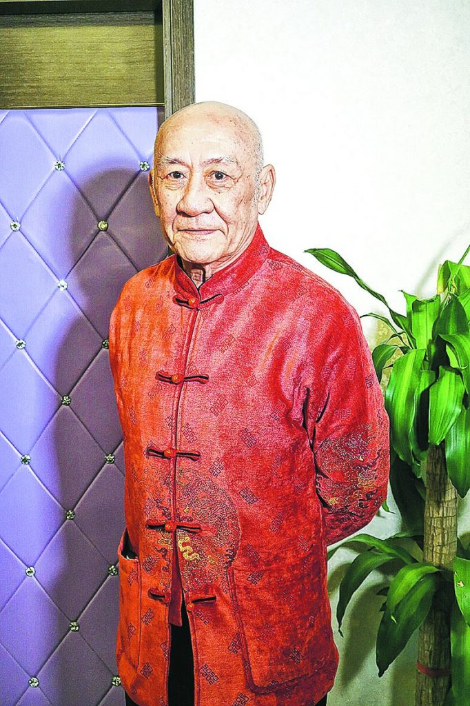 被问前妻施明即发火 李家鼎:再问掟麦走!