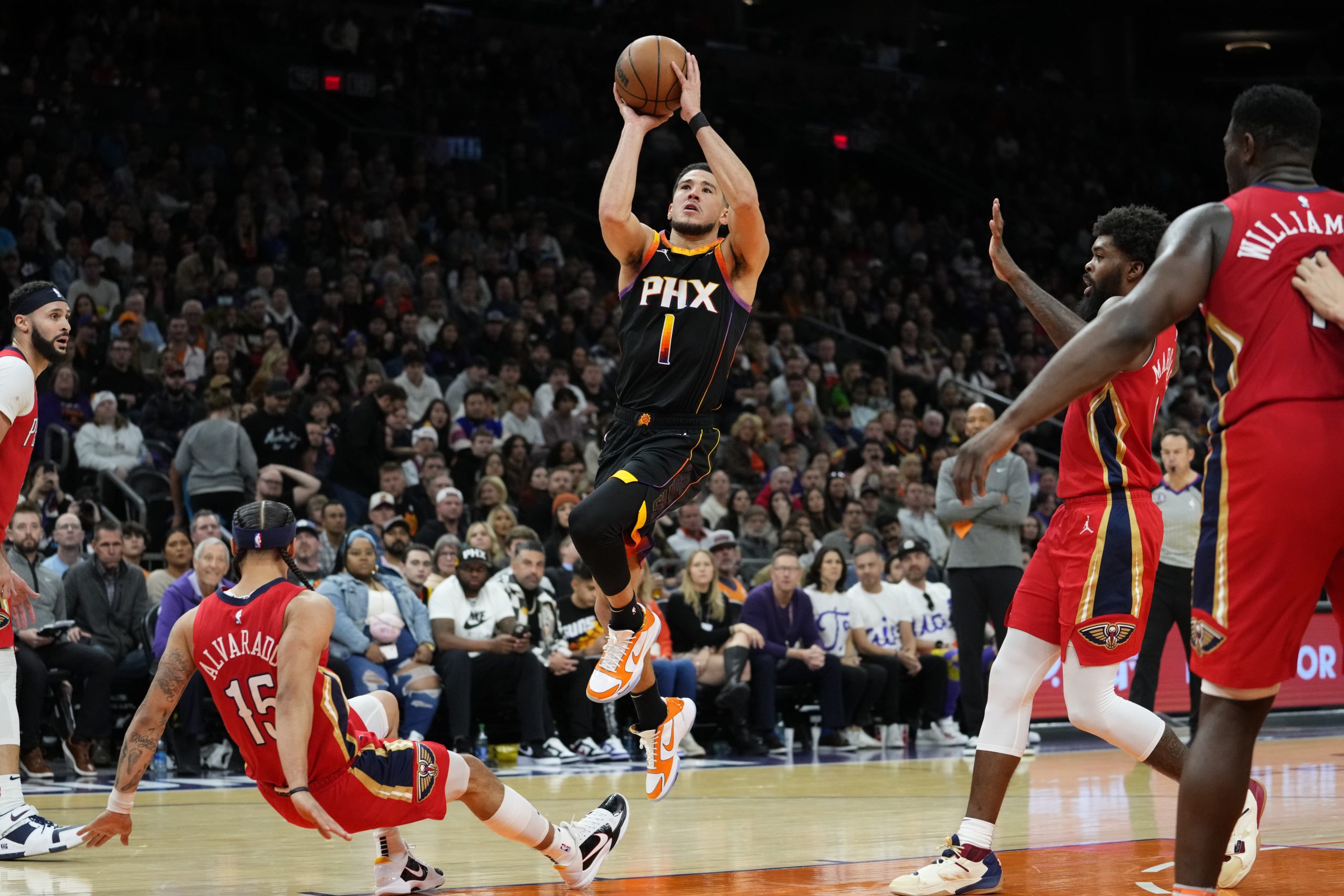NBA|太阳24分落后大逆转鹈鹕 布克狂轰58分成英雄