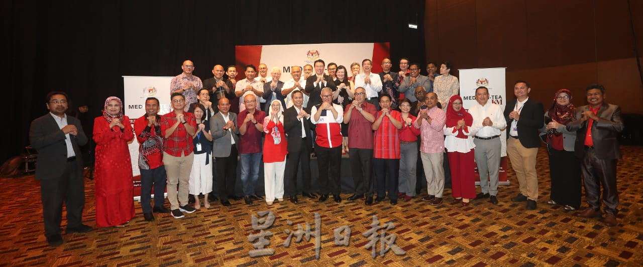 列百日新政目标 倪可敏:“铲除100个非法垃圾填埋场!”