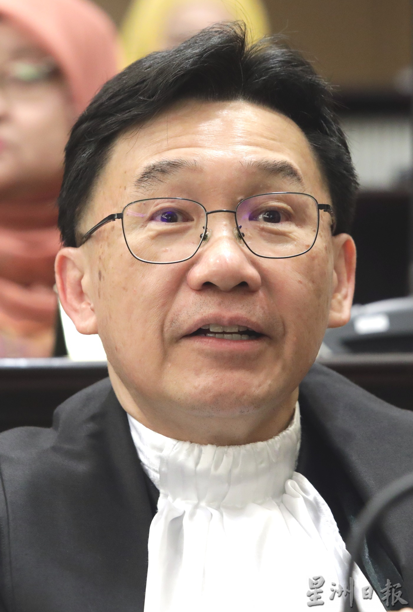 法官宣誓就职