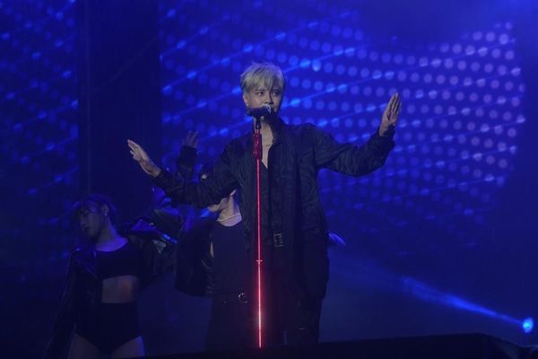 白冰冰演歌版《First Love》太惊吓? 网民:初恋一定刻骨铭心
