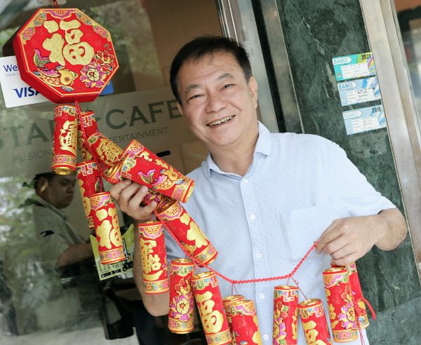 阿灿第4年留马过年 为慈善演出宅家防疫至上