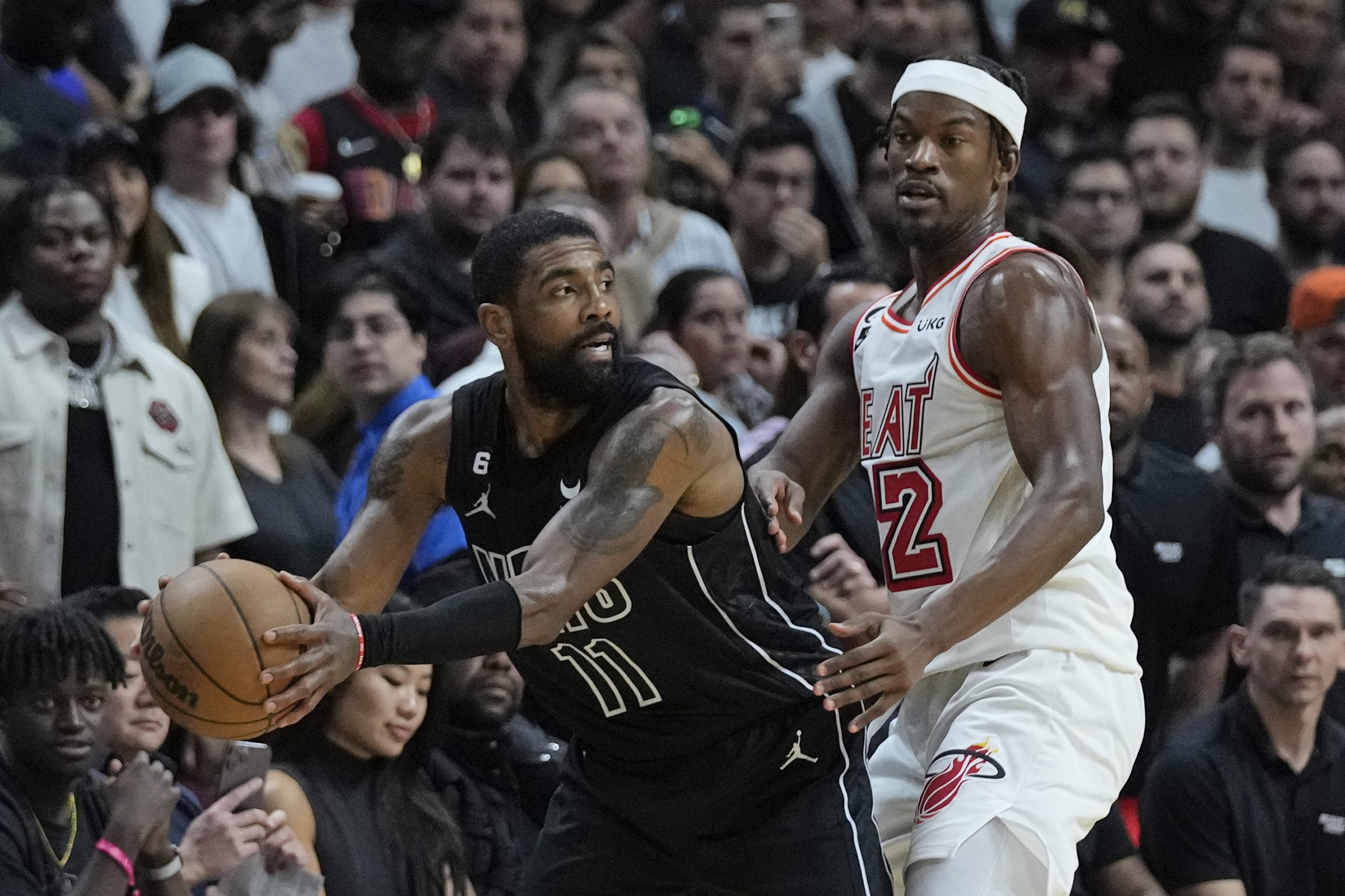 NBA|杜兰特膝盖受伤退赛 篮网争榜首前景蒙尘