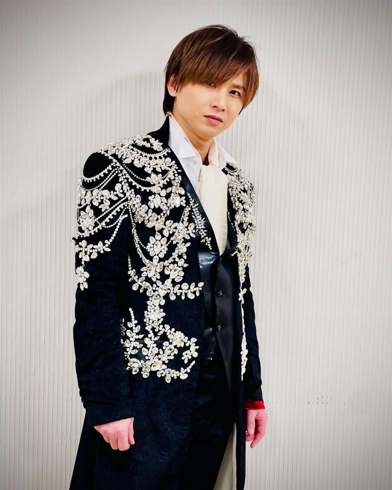 堂本光一佐藤惠秘恋10年 因1道墙被抓包