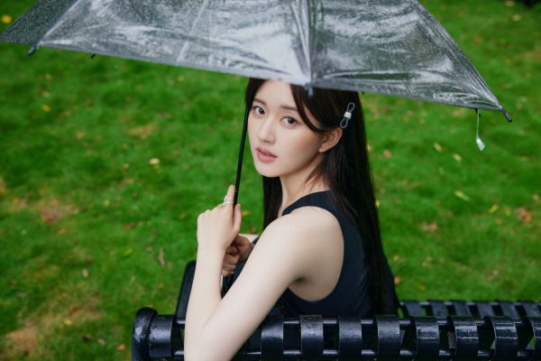 对吴磊飙脏话画面曝光 赵露思甜美清纯人设崩