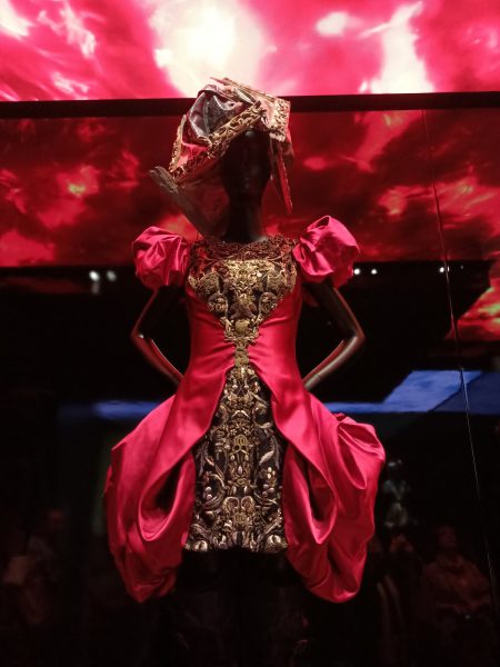 KING CHAN/Alexander McQueen: Mind, Mythos, Muse 心灵,神话,缪斯特展