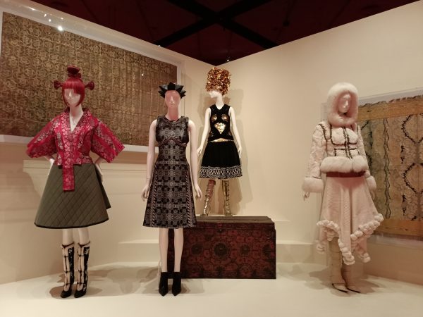 KING CHAN/Alexander McQueen: Mind, Mythos, Muse 心灵,神话,缪斯特展