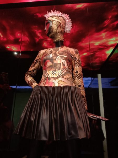 KING CHAN/Alexander McQueen: Mind, Mythos, Muse 心灵,神话,缪斯特展
