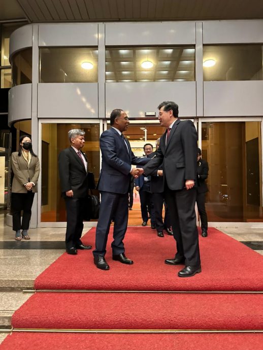 “中马关系密切且特殊” 中外长:安华访华意义重大