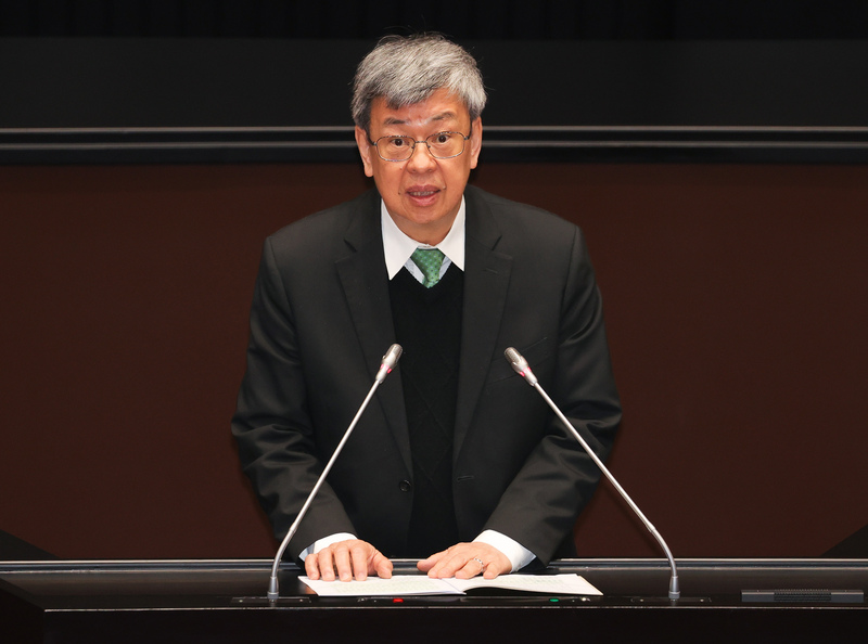 台行政院长:绝对没有要学生上战场、做武器