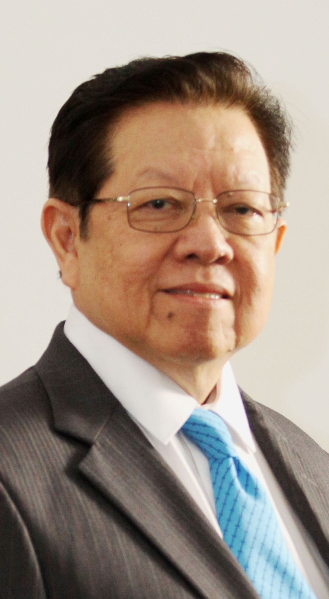 安华委任法商学院背景学者为研究所主席