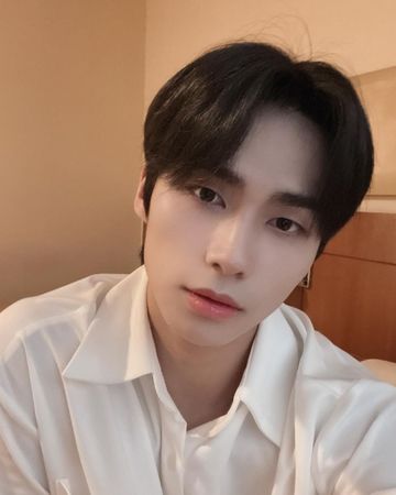 男偶像“家人是摄理教徒”引爆脱粉潮 公司火速澄清:已退教