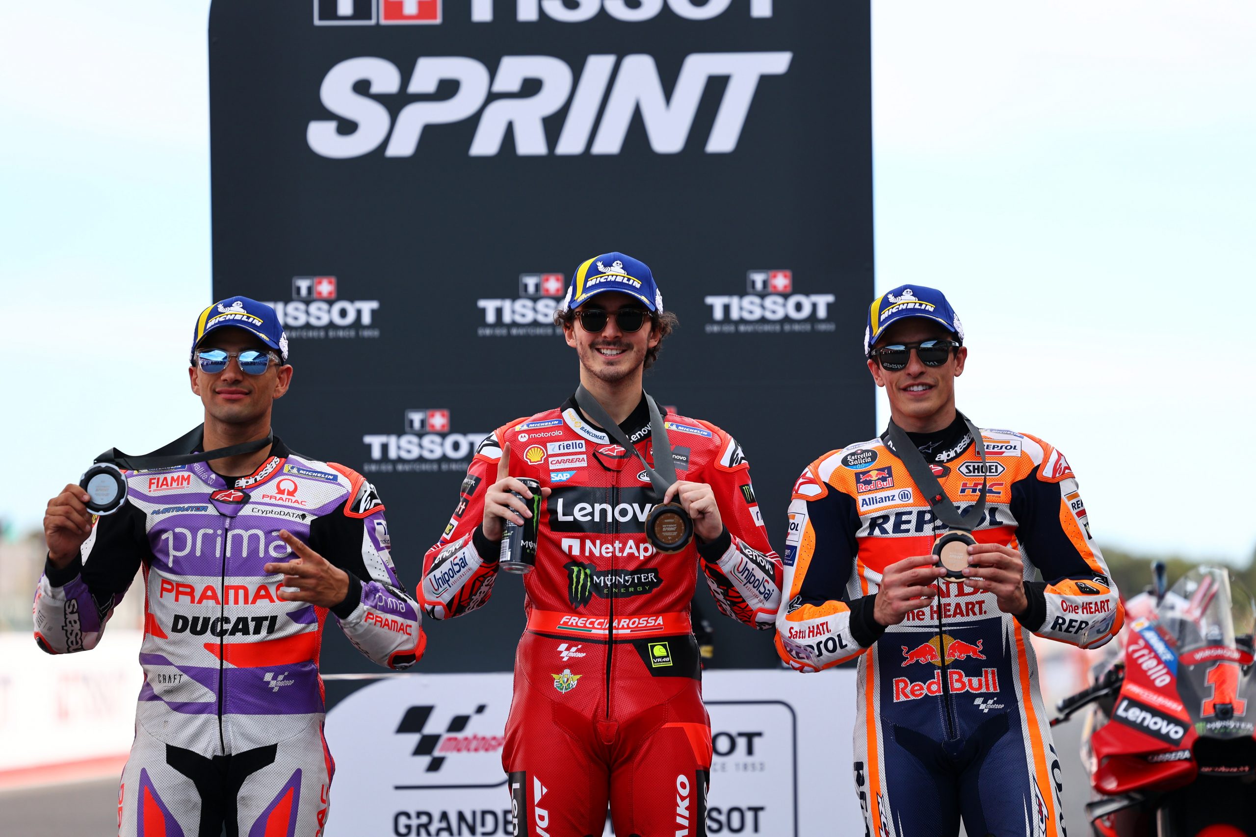 葡萄牙站MotoGP|赛史首场冲刺赛上演 巴尼亚亚摘冠掀新页