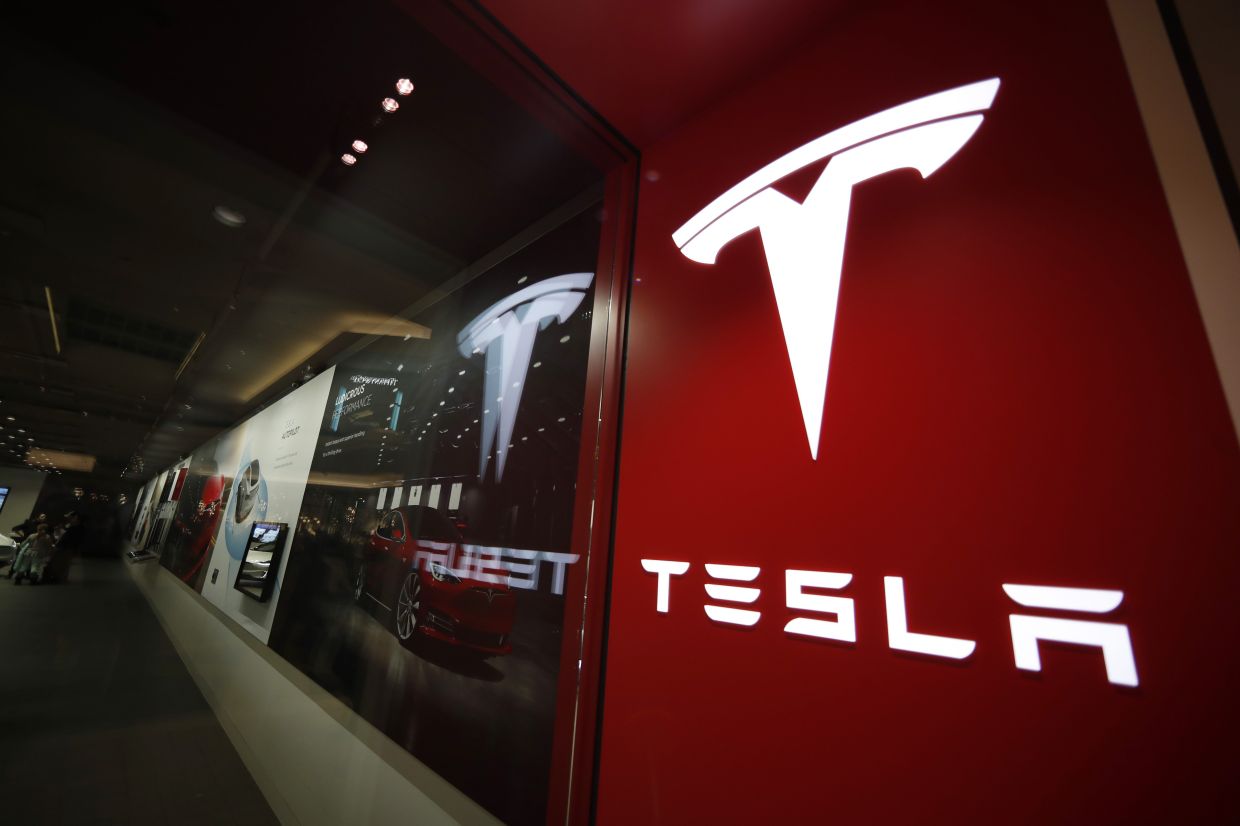 TESLA进军大马!设总部 进口纯电动汽车