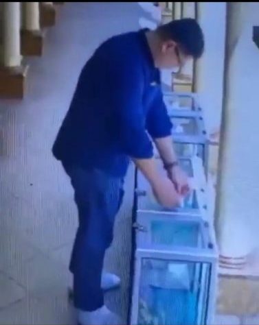 偷换捐款箱二维码 民众“捐款”给骗子