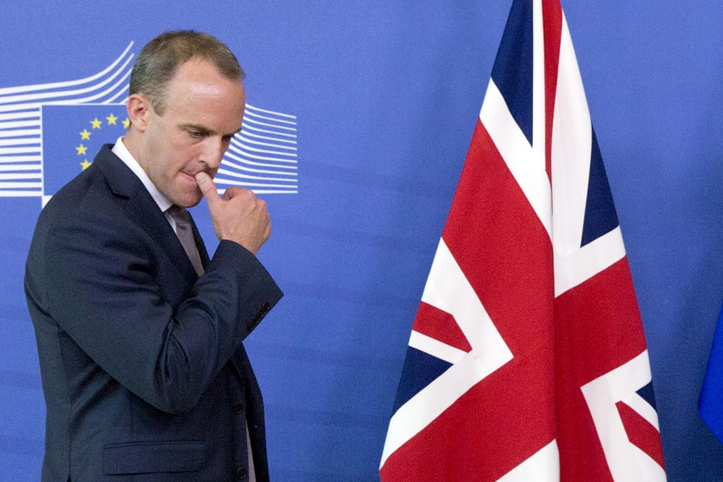 英国副首相涉及欺凌员工宣布辞职