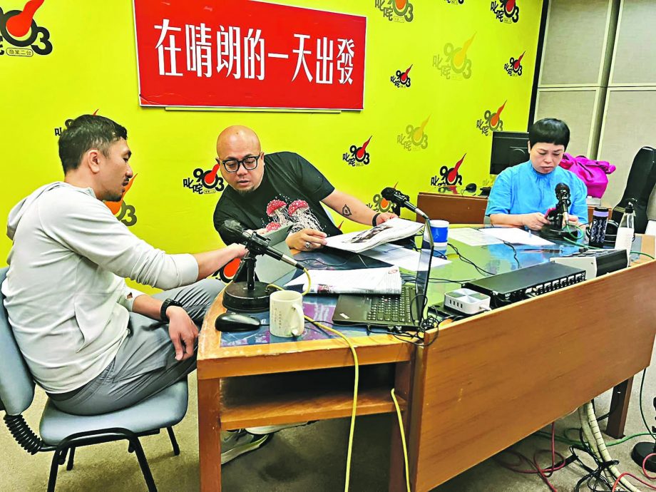 为RB鼓手抱不平无惧镜粉出征 卢觅雪暗讽姜丝蒸泥鯭