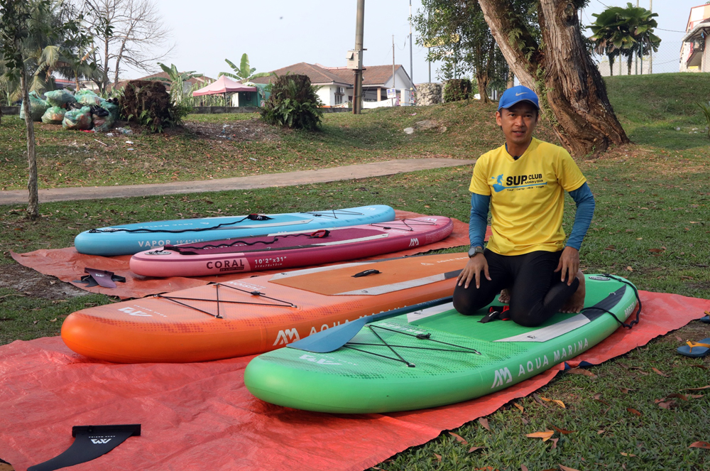 可以站着、躺着、跪着玩的立桨运动(SUP,Stand Up Paddle)