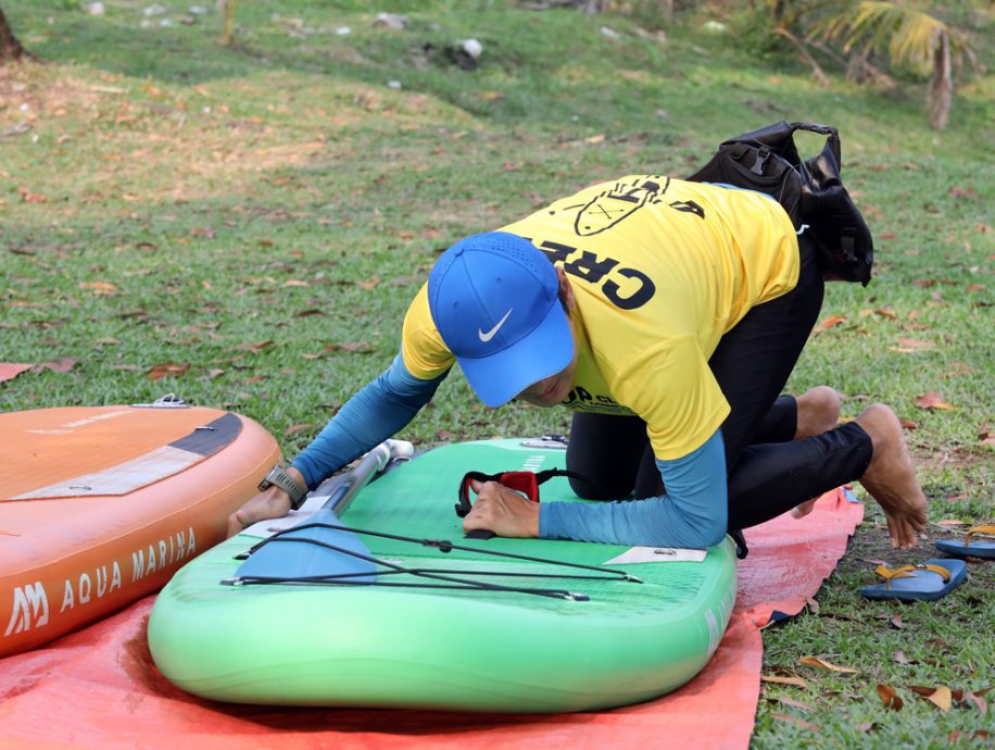 可以站着、躺着、跪着玩的立桨运动(SUP,Stand Up Paddle)