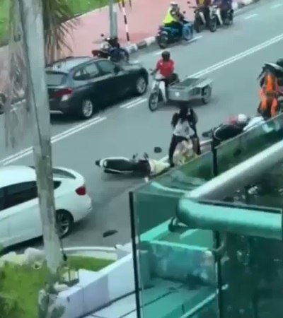女小贩被撞死|亲友:司机态度嚣张 “他没道歉还说上法庭讲”