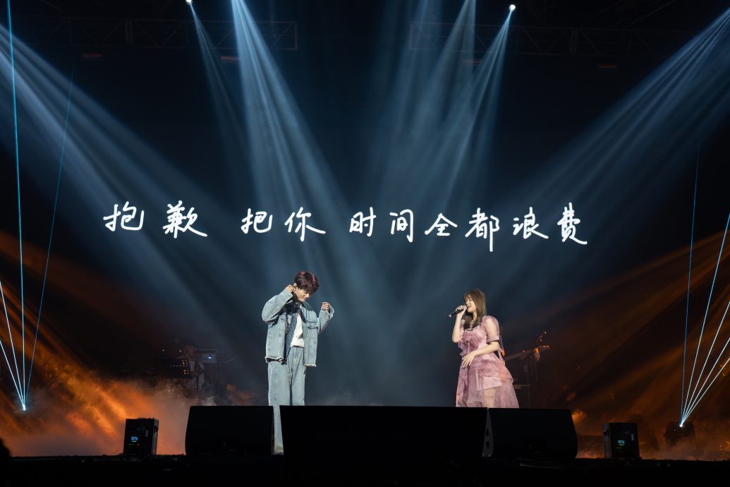 饱受谩骂黄礼格写信相挺 队长感动:眼睛想尿尿