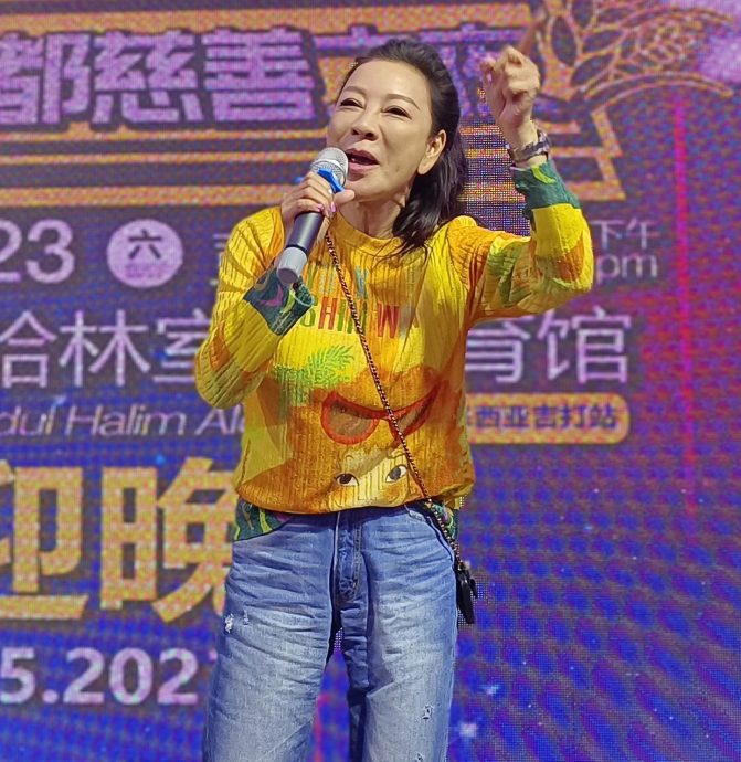 (娱乐版)台湾著名综艺节目“超级夜总会”首度登陆马来西亚。