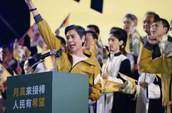 小泥/《人选之人—造浪者》选举幕后的螺丝钉群像