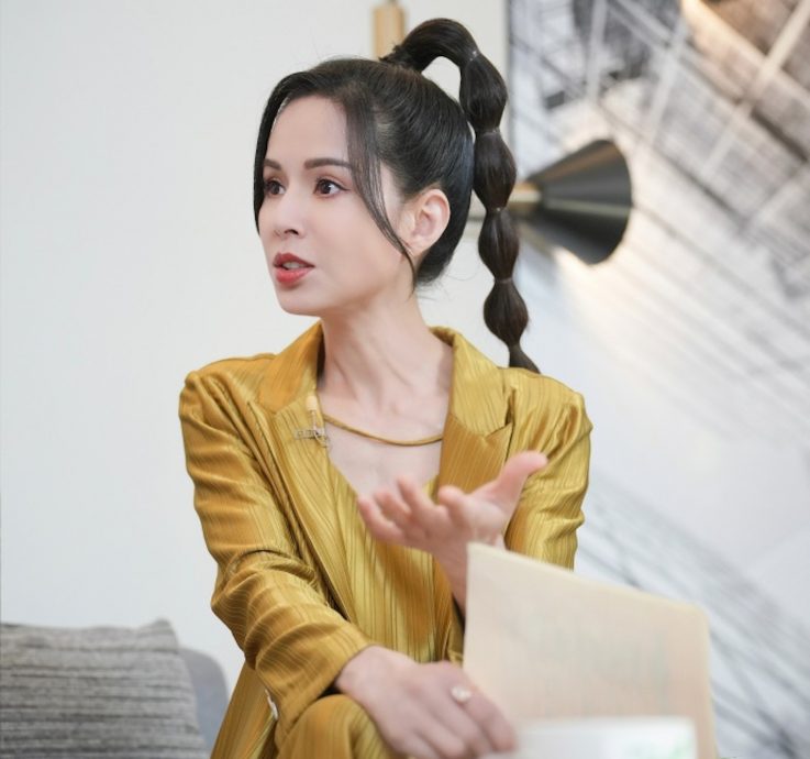 李若彤赞王一博有少年感 谦虚肯学肯挨似古天乐