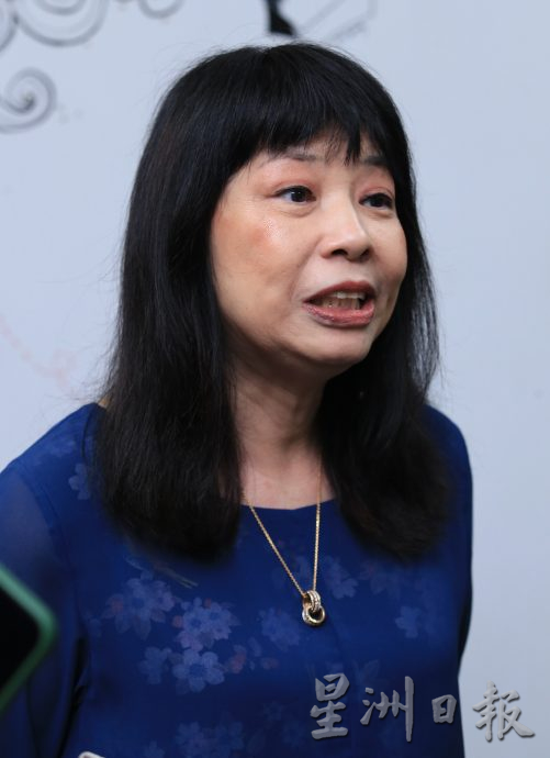 林慧英:政府没有权力调派私立学校的教师