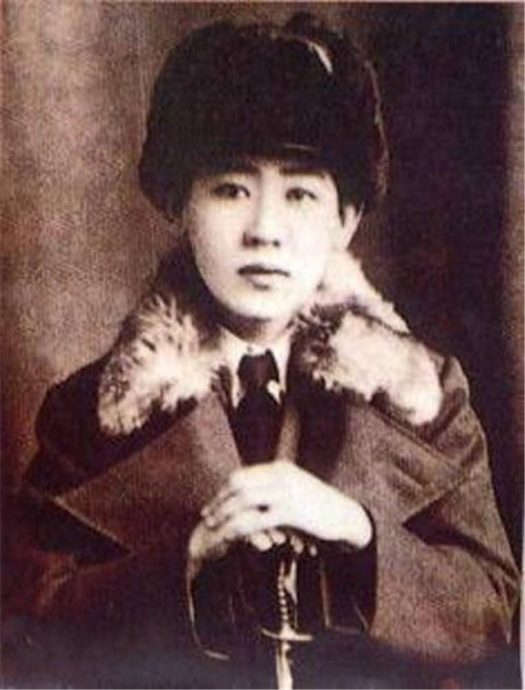 熊黛林演川岛芳子收差评 网亏︰像欲求不满小媳妇