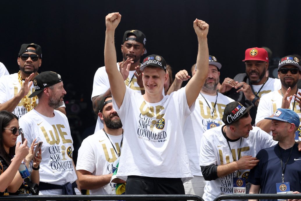 NBA| 队史56年来首次冠军游行 金块想再来一次!