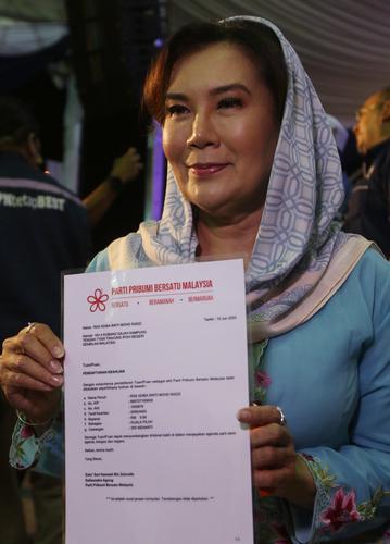 惊讶扎希女儿爆料私语 拉丝阿迪芭:争取为民服务没有错