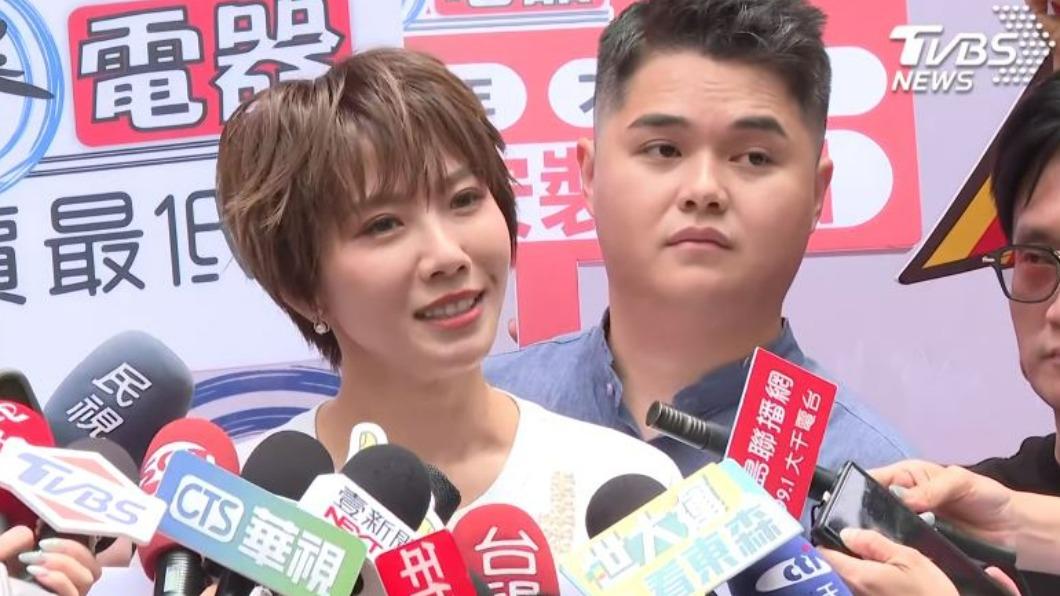 控黑人性骚首露面 大牙无助暴哭:我会加油