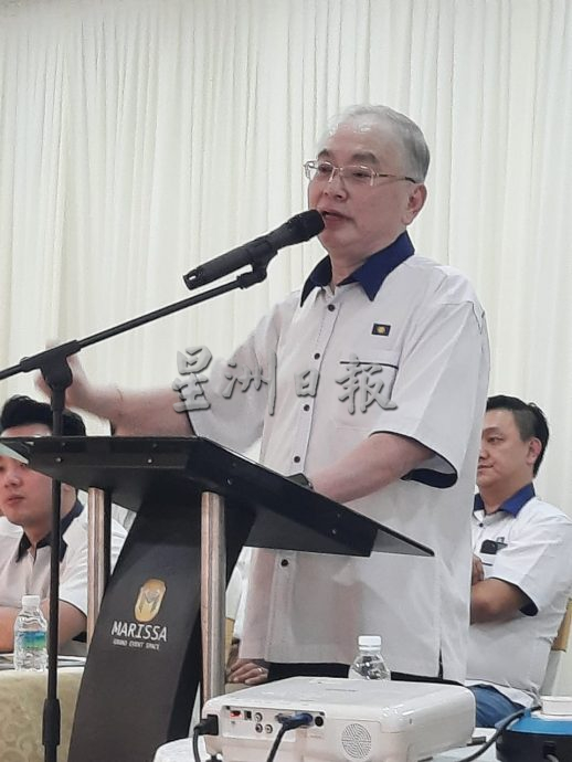 魏家祥:马华须栽培年轻人,好好练兵韬光养晦