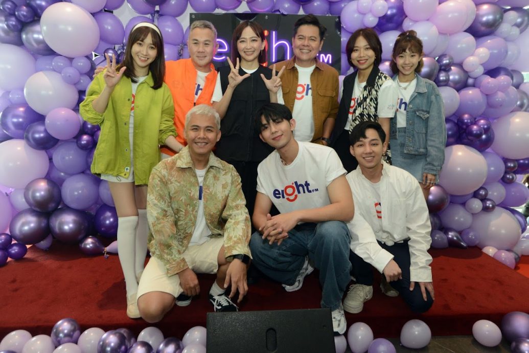 Eight FM全新阵容 李欣怡KK合体开麦