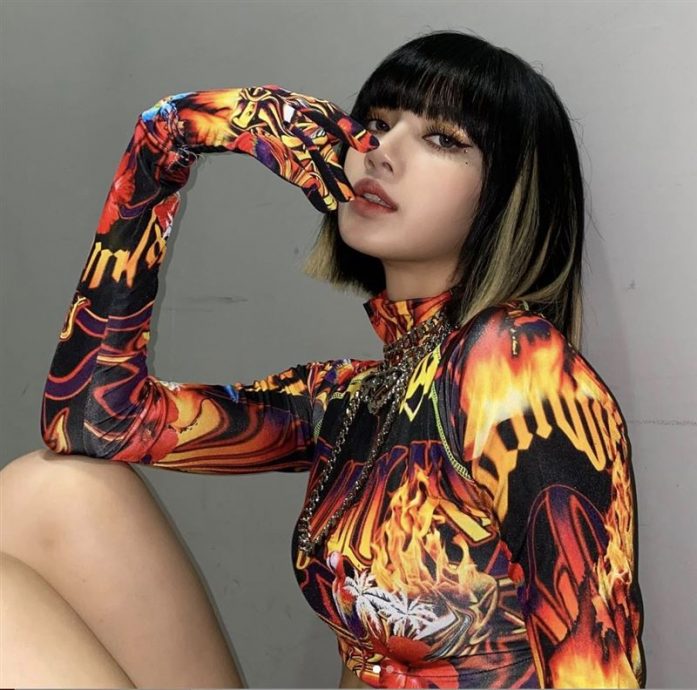 BLACKPINK解散倒数? Lisa爆上亿美元签美国公司
